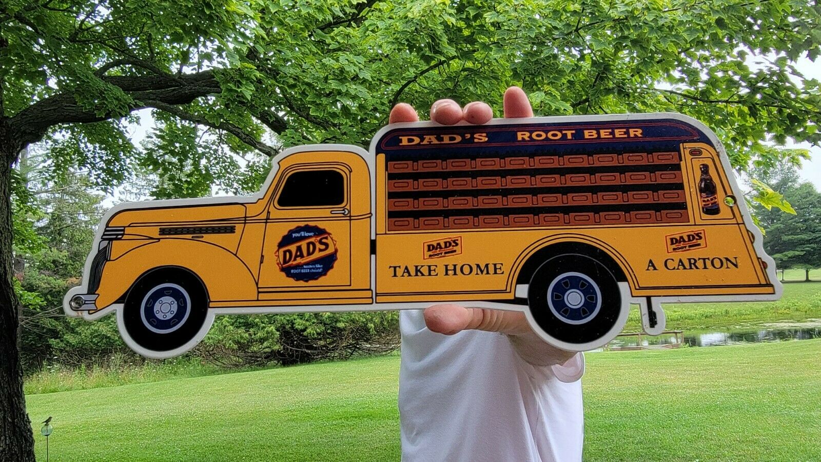 Vintage Dad's Root Beer Porcelain Dealer Advertising Heavy Metal Sign Soda